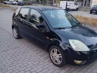 Usata Ford Fiesta Ghia 75 CV (55 kW) 2005 Nero Utilitaria