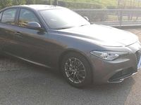 Usata Alfa Romeo Giulia Super 160 CV (117 kW) 2019 Antracite metallizzato Berlina