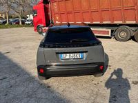 Usata Peugeot e-2008 GT 61 kW (84 CV) 2023 Grigio SUV