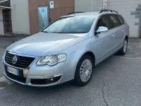 Usata VW Passat Highline 140 CV (102 kW) 2009 Grigio Station wagon