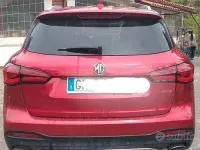 Usata MG HS 162 CV (119 kW) 2023 Rosso SUV