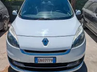 Usata Renault Scénic III 130 CV (95 kW) 2012 Bianco Monovolume