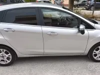 Usata Ford Fiesta 75 CV (55 kW) 2016 Grigio Utilitaria