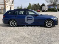 Usata BMW 320 190 CV (139 kW) 2023 Blu Station wagon