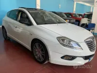Usata Lancia Delta 120 CV (88 kW) 2014 Bianco Utilitaria