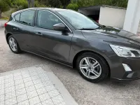 Usata Ford Focus 95 CV (69 kW) 2019 Grigio Berlina