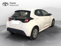 Usata Toyota Yaris Active 72 CV (52 kW) 2023 Bianco Utilitaria
