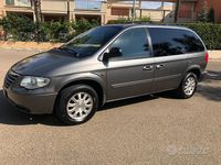 Usata Chrysler Voyager 2006 Grigio Monovolume