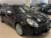 Usata Alfa Romeo Giulietta Exclusive 140 CV (102 kW) 2012 Nero Utilitaria