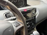 Usata Lancia Ypsilon Silver 69 CV (50 kW) 2012 Bianco Utilitaria