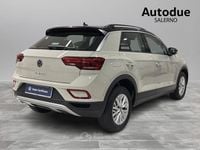 Usata VW T-Roc Life 150 CV (110 kW) 2022 Gray SUV
