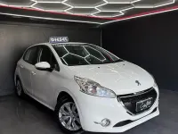 Usata Peugeot 208 Allure 68 CV (50 kW) 2013 Bianco Utilitaria