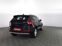 Usata Volvo XC40 Momentum 197 CV (144 kW) 2021 Nero SUV