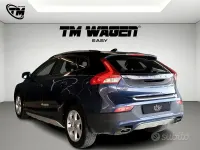 Usata Volvo V40 CC Kinetic 115 CV (84 kW) 2015 Blu/azzurro Station wagon