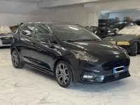 Usata Ford Fiesta Vignale 100 CV (73 kW) 2019 Nero Utilitaria
