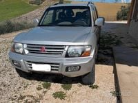 Usata Mitsubishi Pajero 115 CV (84 kW) 2001 Grigio SUV