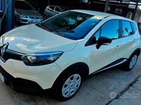 Usata Renault Captur 90 CV (66 kW) 2015 Beige SUV