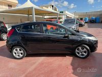 Usata Ford Fiesta Titanium 68 CV (50 kW) 2010 Nero Utilitaria
