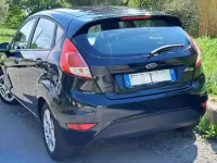 Usata Ford Fiesta 75 CV (55 kW) 2013 Nero Berlina