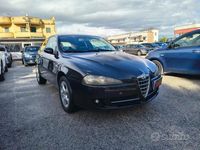 Usata Alfa Romeo 147 Exclusive 120 CV (88 kW) 2006 Nero Utilitaria