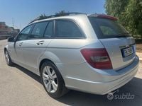 Usata Mercedes C220 170 CV (125 kW) 2012 Grigio Berlina