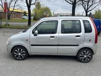 Usata Opel Agila 60 CV (44 kW) 2004 Argento Monovolume