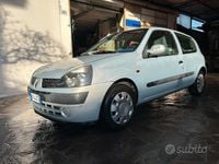 Usata Renault Clio II 2001 Grigio Berlina