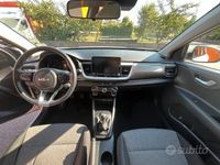 Usata Kia Stonic Style 84 CV (61 kW) 2023 Bianco SUV