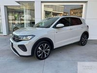 Usado VW T-Cross R-line 116 CV (85 kW) 2024 Gris SUV