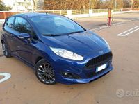 Usata Ford Fiesta ST-Line 75 CV (55 kW) 2017 Blu Berlina