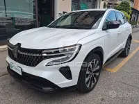 Usata Renault Austral Techno 130 CV (95 kW) 2024 Bianco SUV