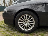 Usata Alfa Romeo 147 150 CV (110 kW) 2007 Grigio Utilitaria