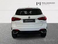 Usata MG HS Luxury 162 CV (119 kW) 2024 Bianco SUV