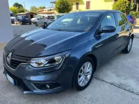 Usata Renault Mégane IV 110 CV (80 kW) 2018 Grigio Berlina