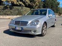 Usata Mercedes C220 150 CV (110 kW) 2007 Grigio Station wagon