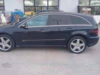 Usata Mercedes R350 2009 Blu Monovolume