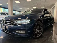 Usata VW Passat Business 120 CV (88 kW) 2020 Blu navarra Station wagon