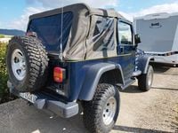 Usado Jeep Wrangler Sport 177 HP (130 kW) 2002 Azul SUV