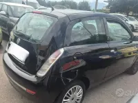 Usata Lancia Ypsilon 60 CV (44 kW) 2009 Marrone Utilitaria