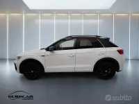 Usata VW T-Roc R-line 150 CV (110 kW) 2024 Bianco SUV