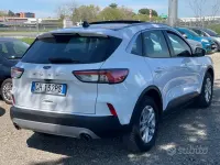 Begagnad Ford Kuga Titanium 150 HK (110 kW) 2021 Vit SUV