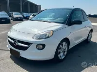 Usata Opel Adam 87 CV (63 kW) 2014 Bianco Utilitaria