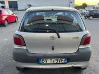 Usata Toyota Yaris 69 CV (50 kW) 2007 Grigio Utilitaria