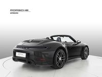 Nuova Porsche 911 Carrera Cabriolet 394 CV (289 kW) 2025 Nero jet metallizzato/capote nera Cabrio