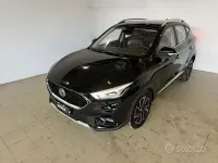 Begagnad MG ZS Luxury 106 HK (77 kW) 2024 Svart SUV