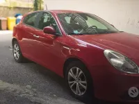 Usata Alfa Romeo Giulietta 105 CV (77 kW) 2011 Rosso Utilitaria
