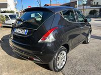 Usata Lancia Ypsilon Platinum 114 CV (83 kW) 2016 Nero Utilitaria