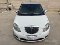 usata Lancia Ypsilon 1.3 Mjt Platino BICOLOR/Pelle FULL