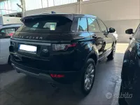Usata Land Rover Range Rover evoque HSE 179 CV (131 kW) 2018 Nero SUV