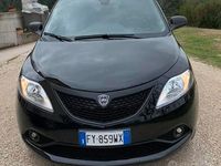 Usata Lancia Ypsilon 69 CV (50 kW) 2019 Nero Utilitaria